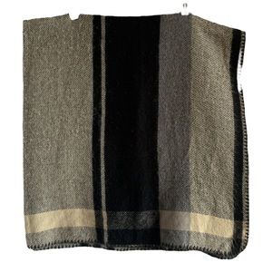 BCBG MaxAzria Stripes Herringbone Warm Cozy Reversible Throw Coastal Minimalist